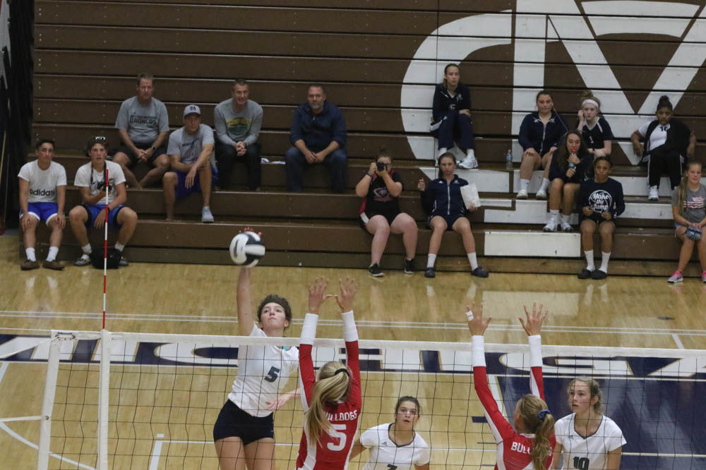 Gallery: Girls volleyball - Crown Point at Michigan City
